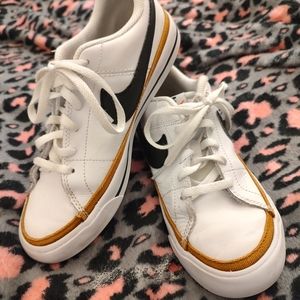 Nike Kids Court Legacy